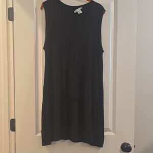 Black Sleeveless Dress